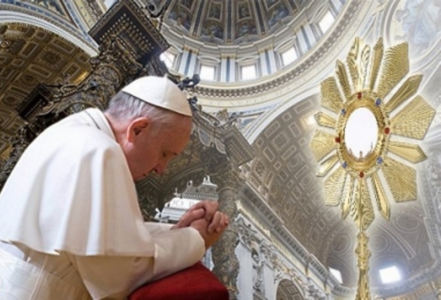 Come, Let Us Adore - Worldwide Eucharistic Adoration with Pope Francis ...