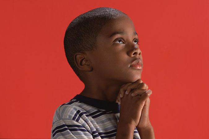 young-boy-praying