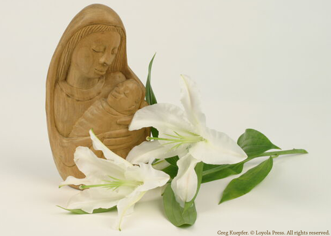 Mary and Baby Jesus carving - Greg Kuepfer. © Loyola Press. All rights reserved.
