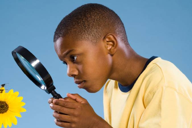 boy-with-magnifying-glass